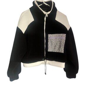 NEW! ZARA ZIP FLEECE. NWOT